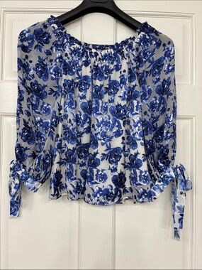 Alice + Olivia Navy and White Floral Silk Blend Blouse Size Small Like New